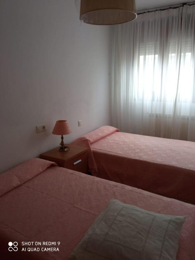 Apartamento Rafer Ribadeo Luaran gambar